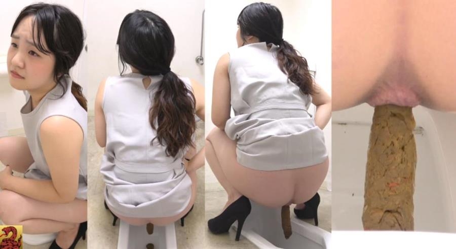 トイレでの排便のクローズアップ Closeup Defecation in Toilet - BFSR-610 (FullHD 1920x1080)