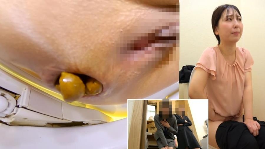 トイレで排便する Defecating in the Toilet - BFSL-313 (FullHD 1920x1080)