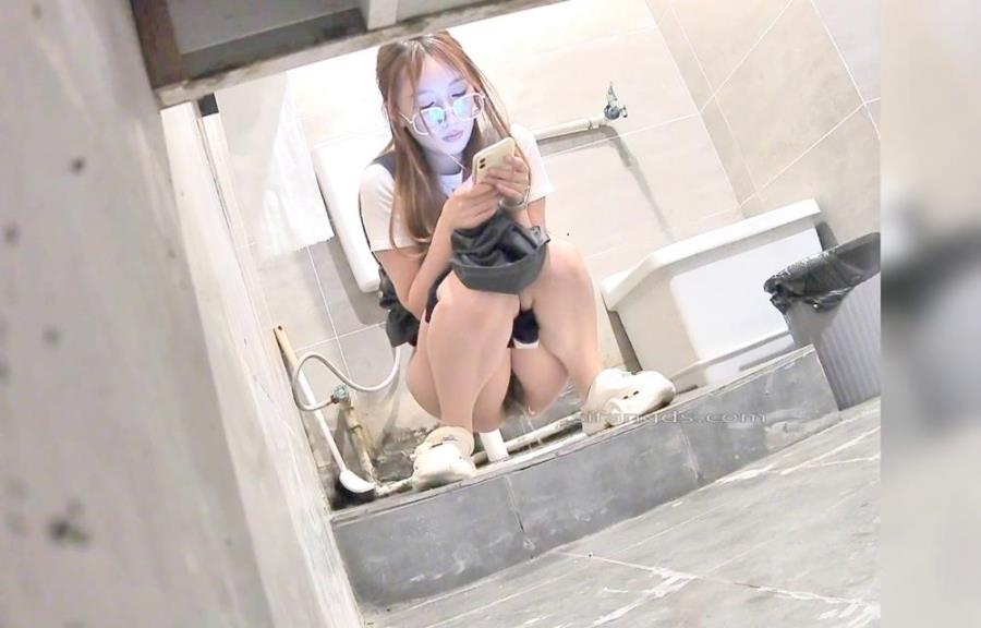 Public Restroom Beautiful Ladies In The Public Female Toilet - BFJP-206 (FullHD 1920x1080)